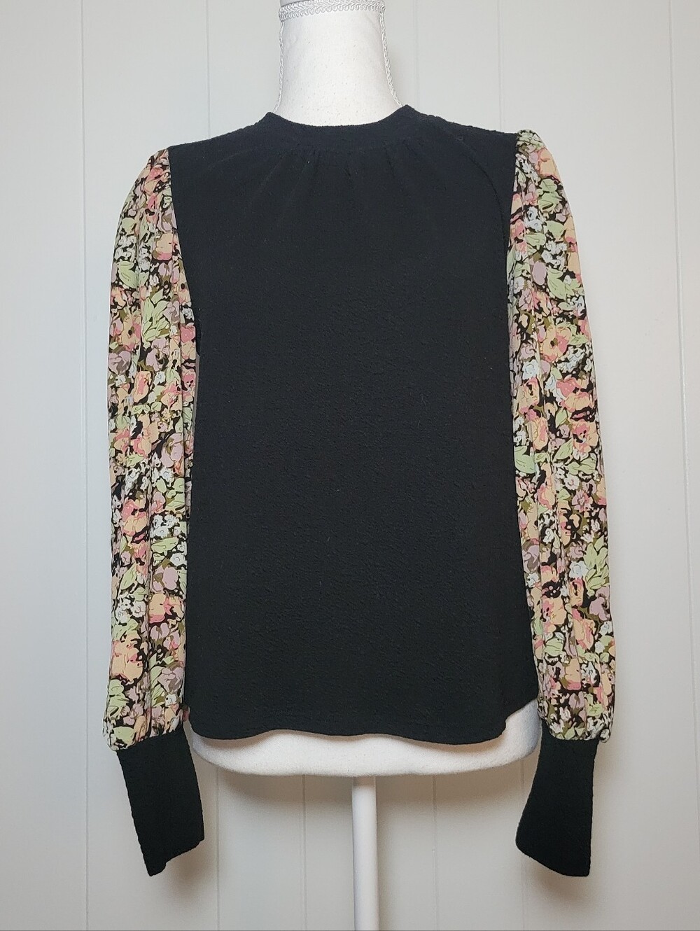 THML Black & Floral Top Long Puff Sleeves Pullover Coquette Feminine Career SM